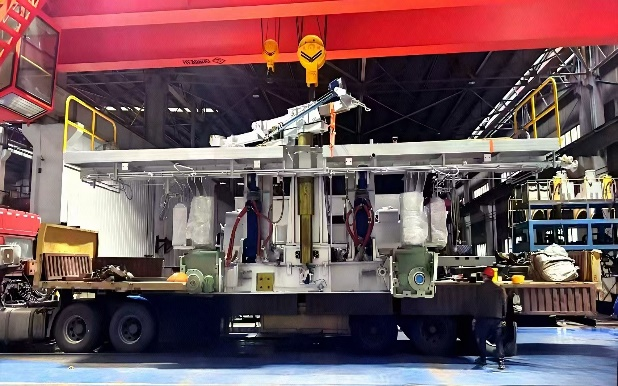 热烈祝贺公司制造的宝钢湛江中间罐车等设备顺利发货